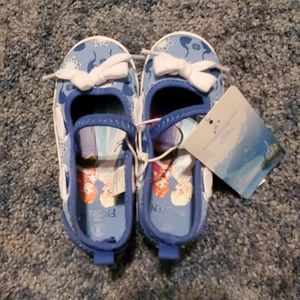 NWT Frozen slip on toddler shoes